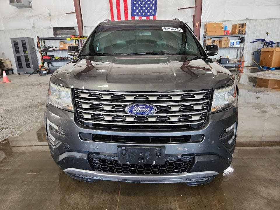 2017 FORD EXPLORER XLT 5
