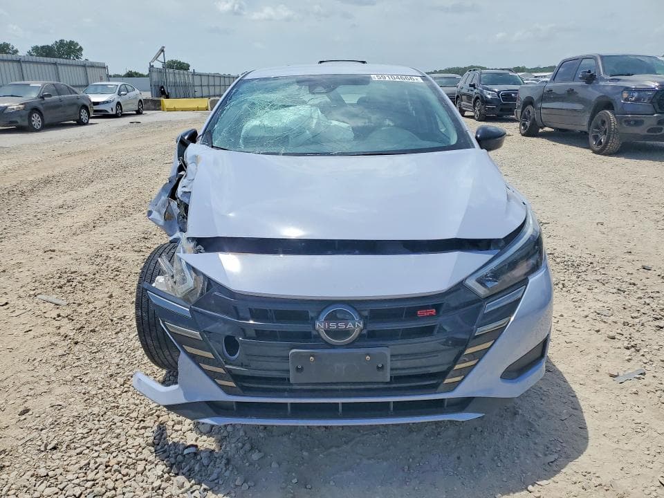 2024 NISSAN VERSA SR 5