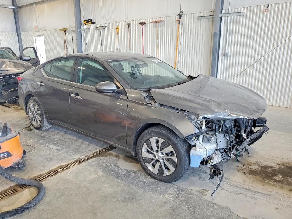2019 NISSAN ALTIMA S 4