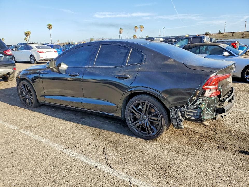 2024 VOLVO S60 PLUS 2