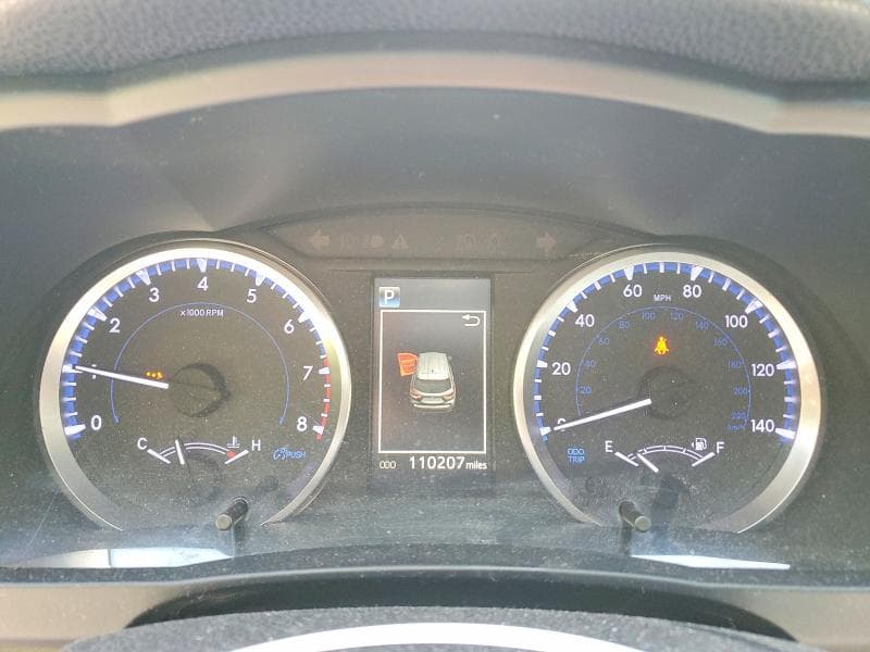 2019 TOYOTA HIGHLANDER LE 9