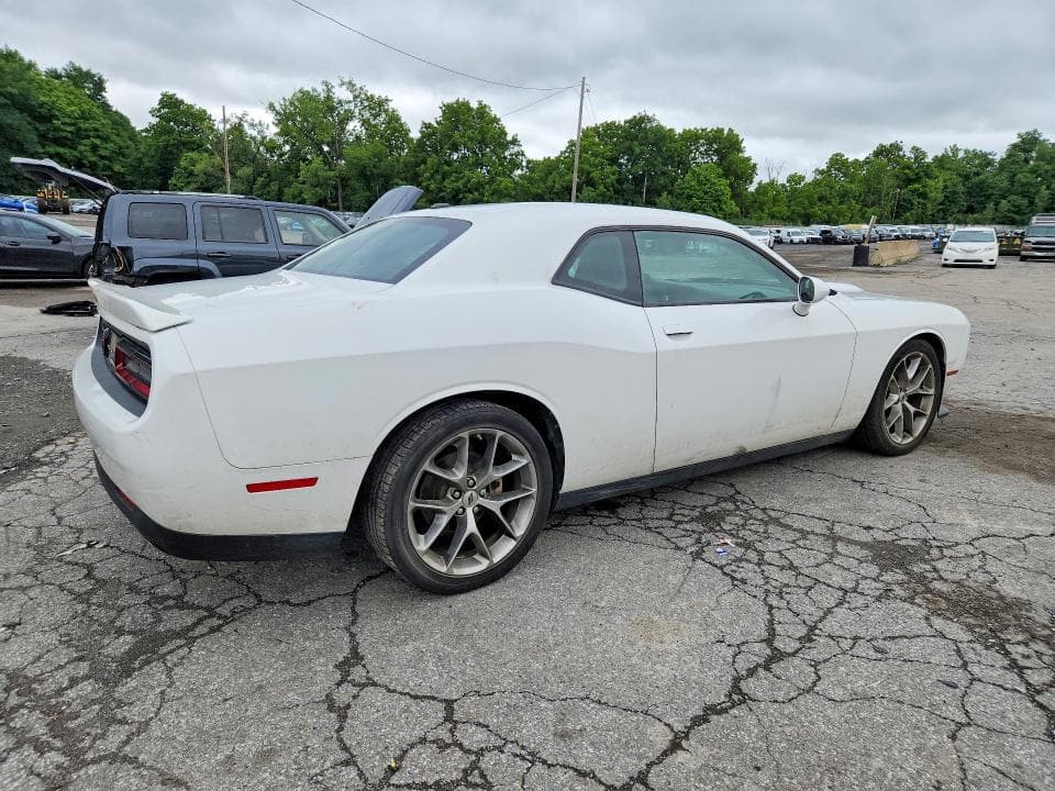 2022 DODGE CHALLENGER GT 3