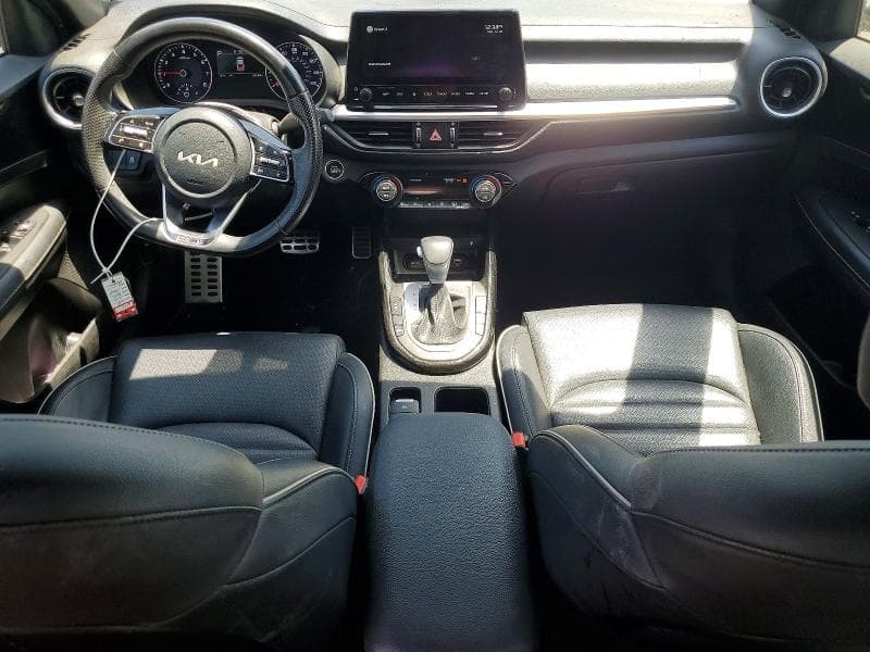 2022 KIA FORTE GT LINE 8