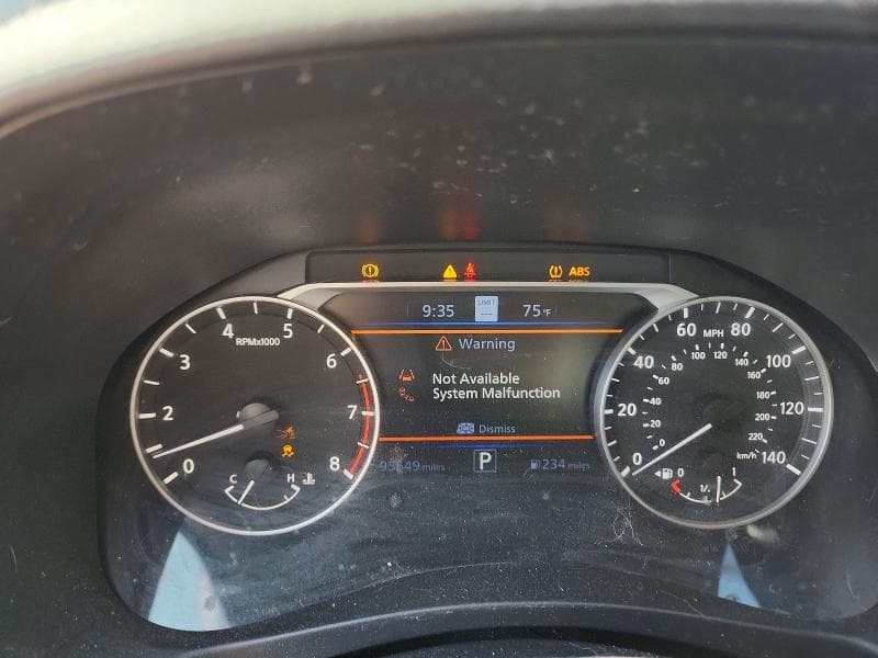 2019 NISSAN ALTIMA SL 9