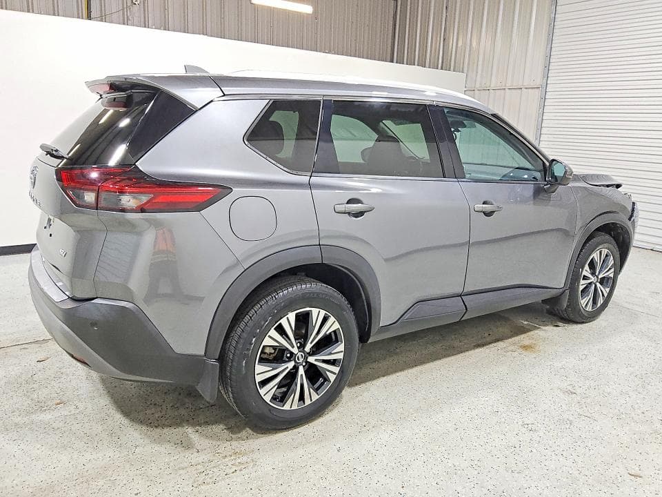 2021 NISSAN ROGUE SV 3