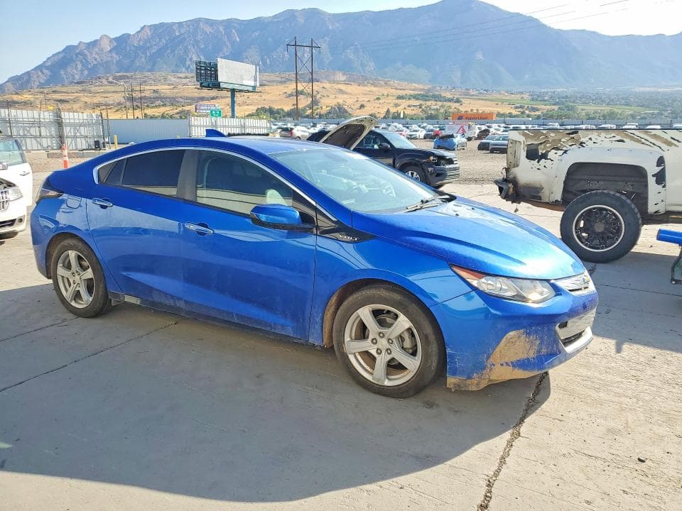 2017 CHEVROLET VOLT LT 4