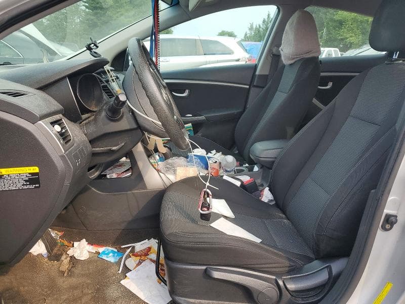 2017 HYUNDAI ELANTRA GT BASE 7