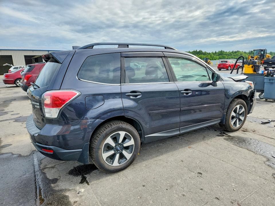 2017 SUBARU FORESTER 2.5I LIMITED 3