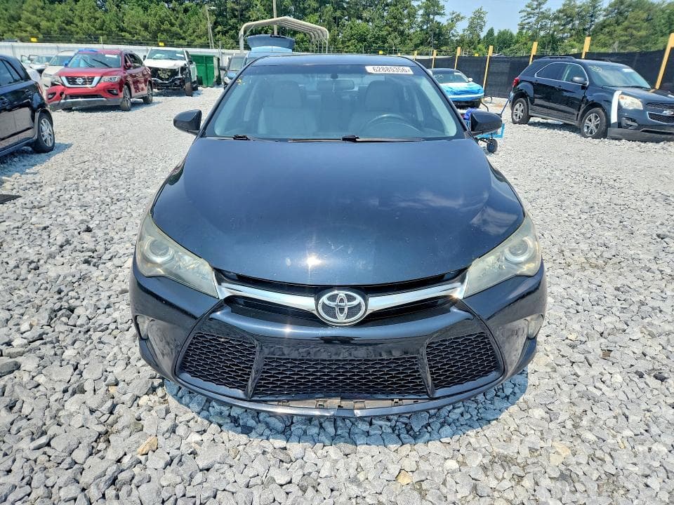 2017 TOYOTA CAMRY SE 5