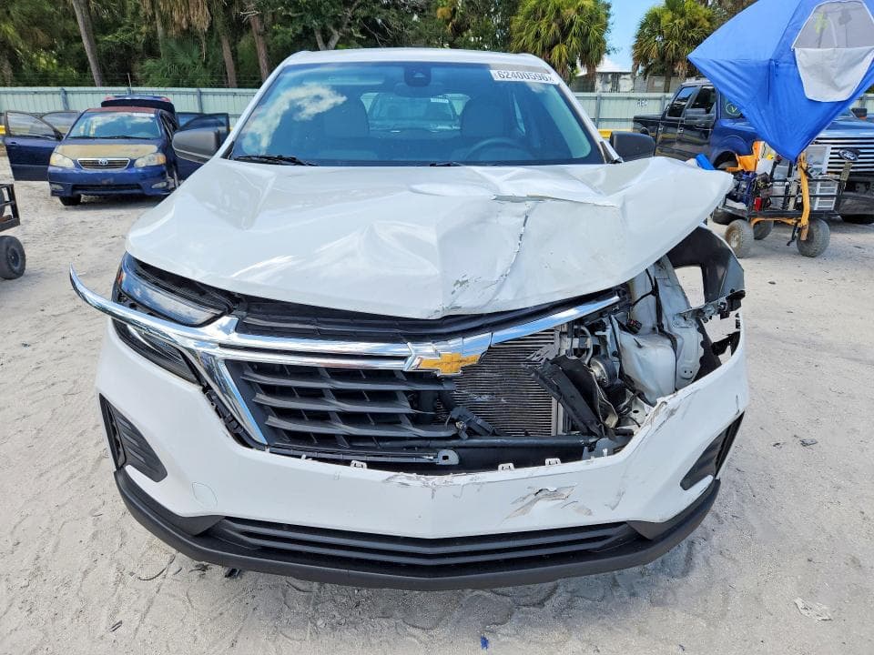 2022 CHEVROLET EQUINOX LS 5