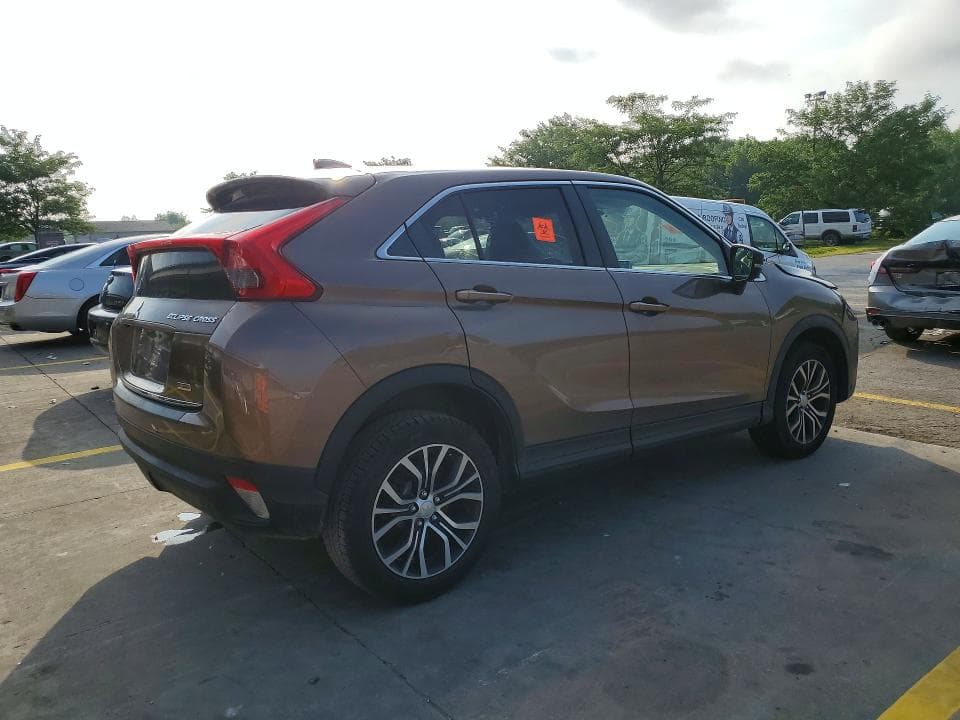 2018 MITSUBISHI ECLIPSE CROSS LE 3
