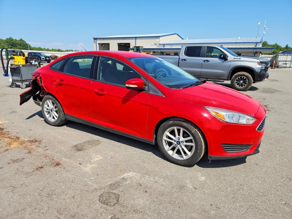 2017 FORD FOCUS SE 4