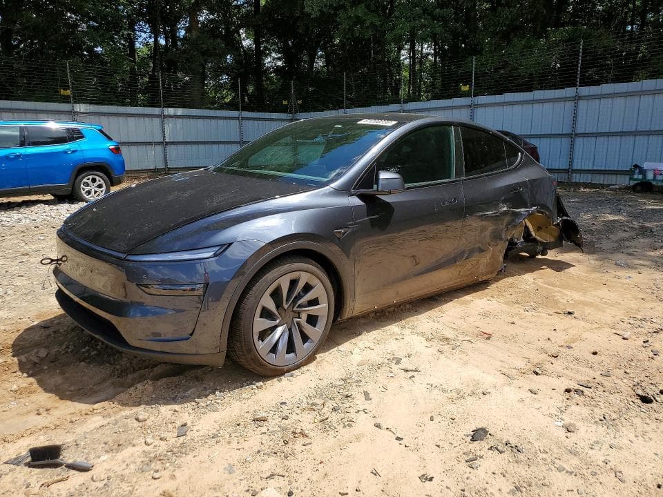 2026 TESLA MODEL Y - 1