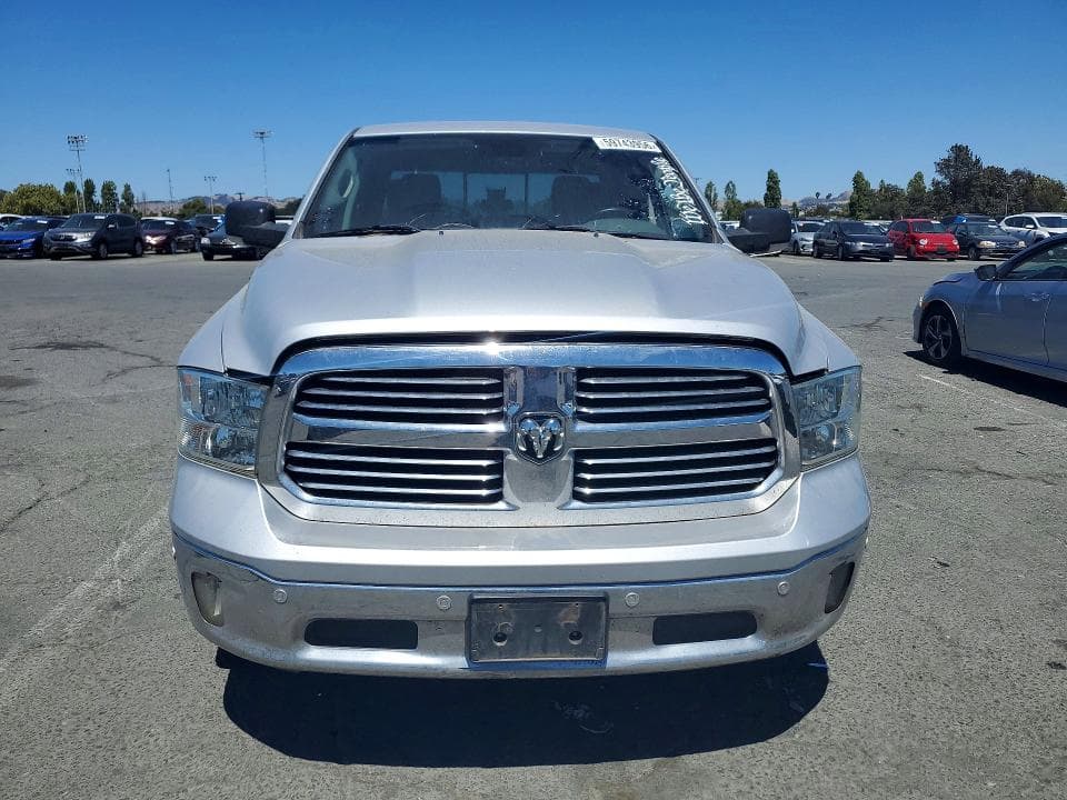 2017 RAM 1500 SLT 5
