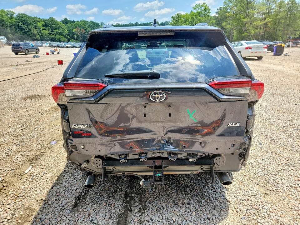 2021 TOYOTA RAV4 XLE PREMIUM 6
