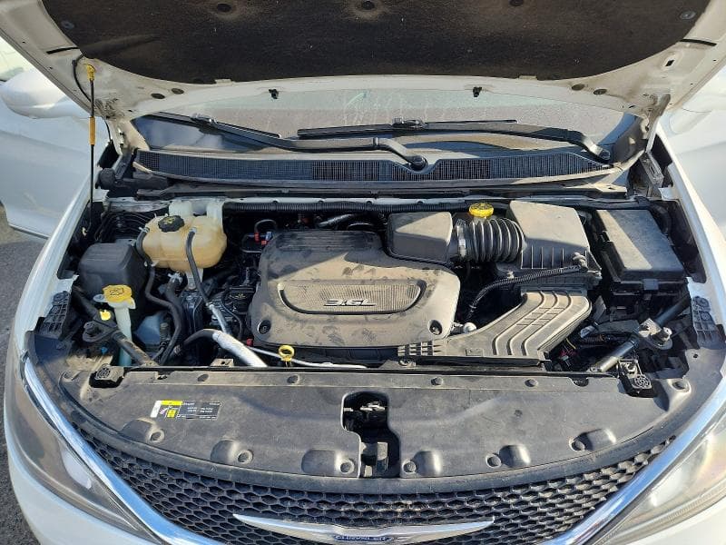 2018 CHRYSLER PACIFICA TOURING L PLUS 12
