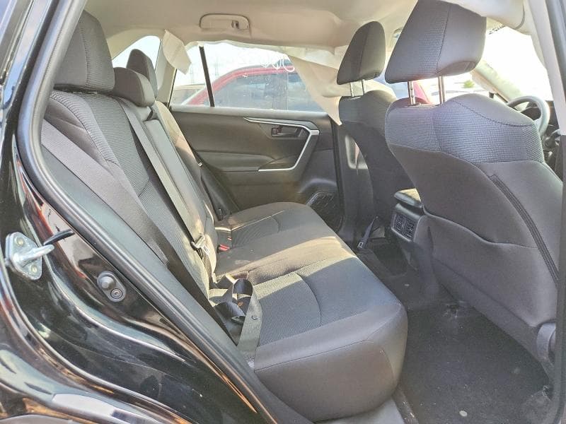 2025 TOYOTA RAV4 LE 10
