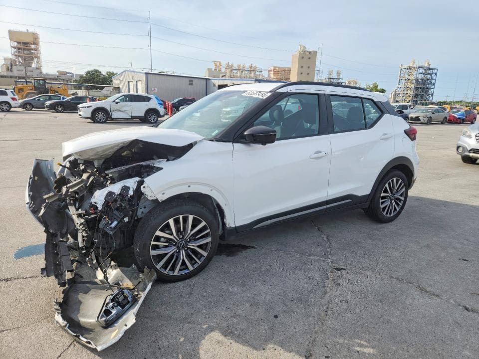 2024 NISSAN KICKS SR - 1