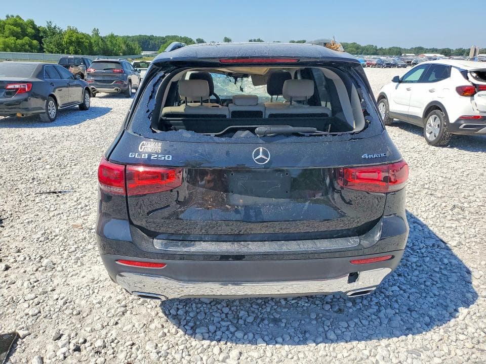 2022 MERCEDES-BENZ GLB 250 4MATIC 6