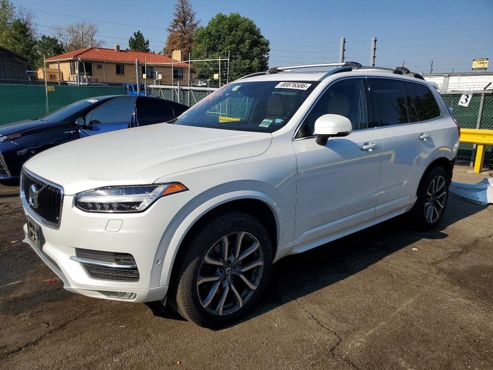 2017 VOLVO XC90 T6 - 1