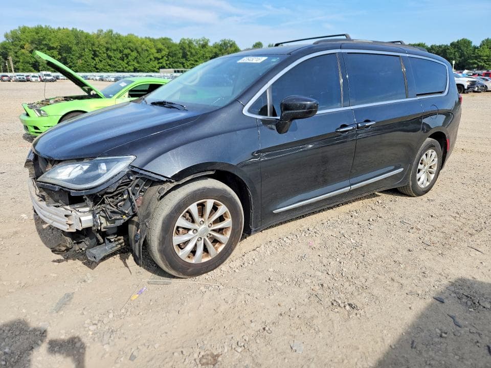 2017 CHRYSLER PACIFICA TOURING L - 1