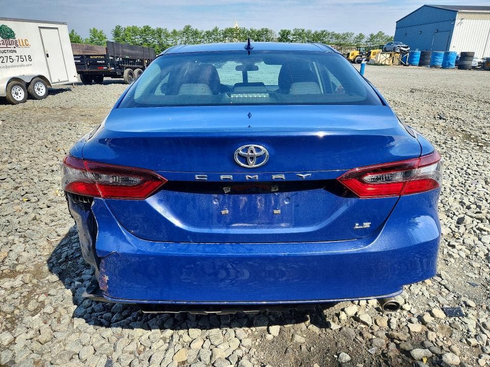 2023 TOYOTA CAMRY LE 6