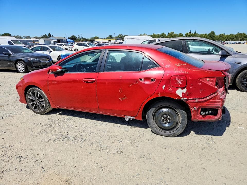 2017 TOYOTA COROLLA SE 2