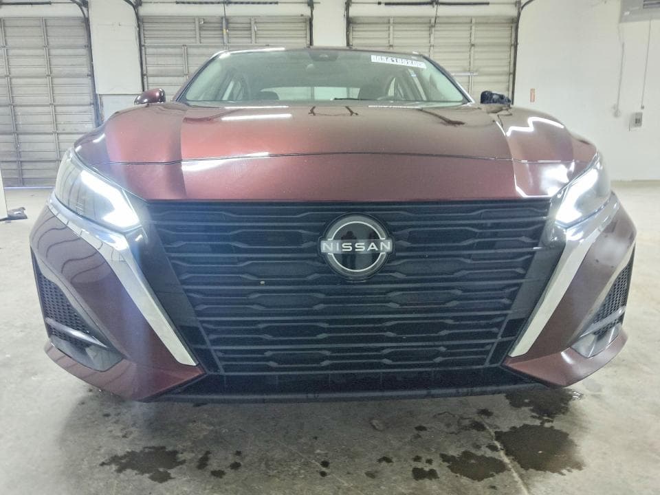 2023 NISSAN ALTIMA SV 5