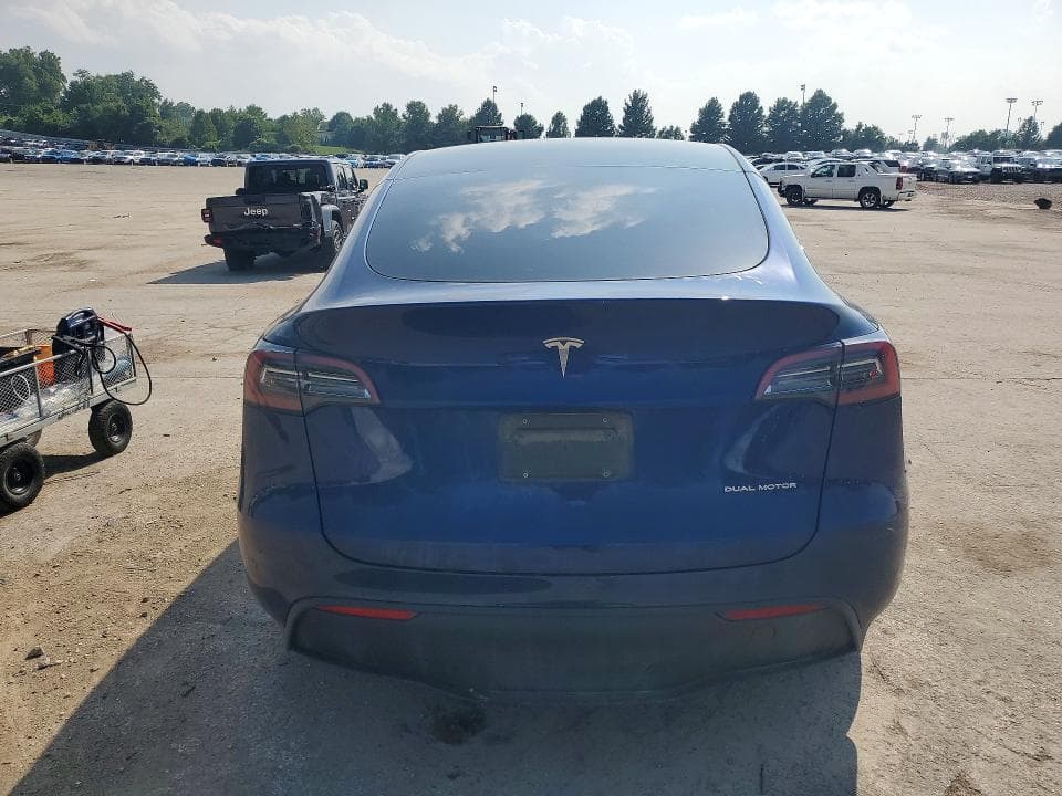 2023 TESLA MODEL Y 6
