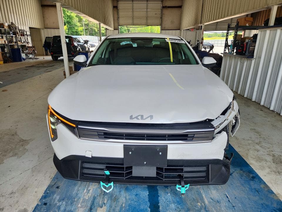 2025 KIA K4 LXS 5