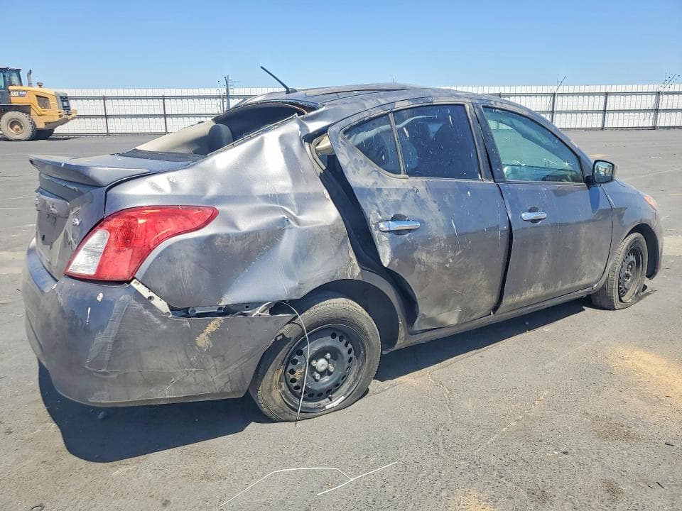 2018 NISSAN VERSA SV 3