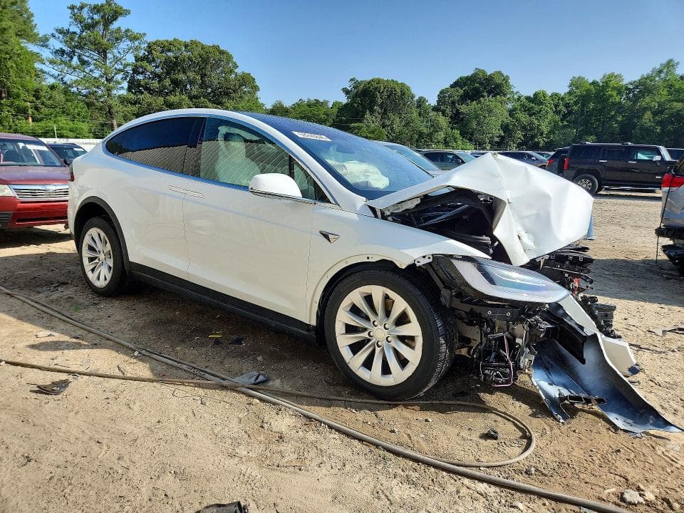 2020 TESLA MODEL X 4