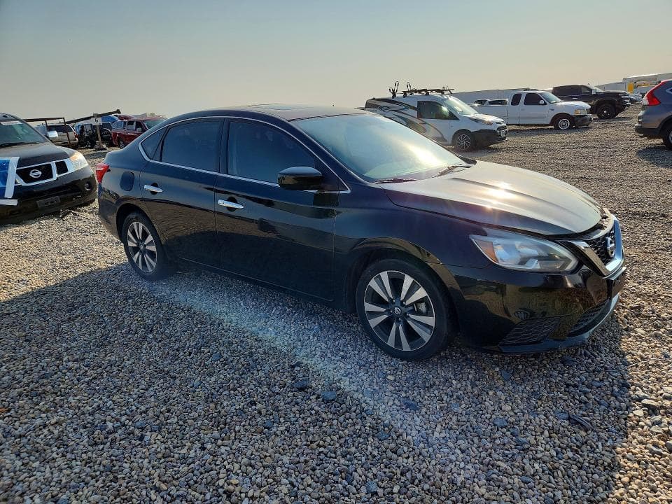 2019 NISSAN SENTRA SV 4