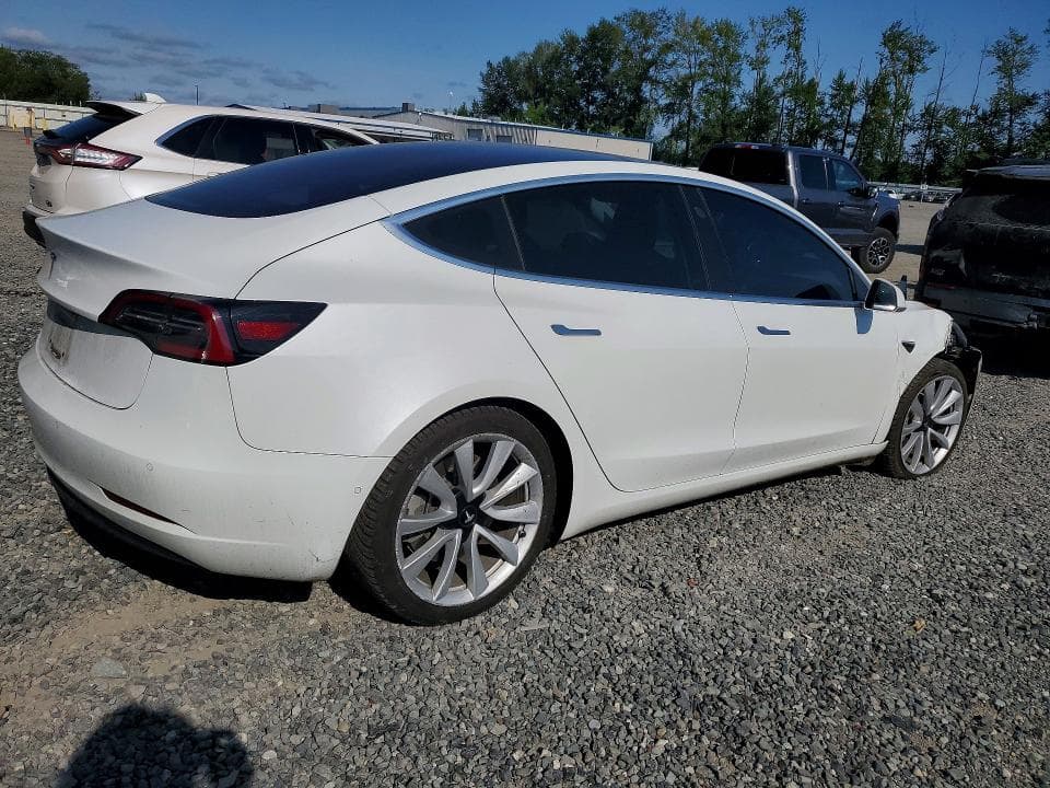 2018 TESLA MODEL 3 3