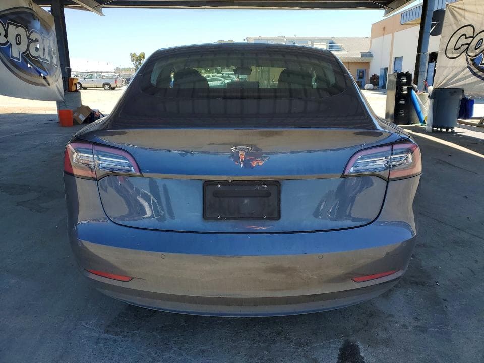 2019 TESLA MODEL 3 6