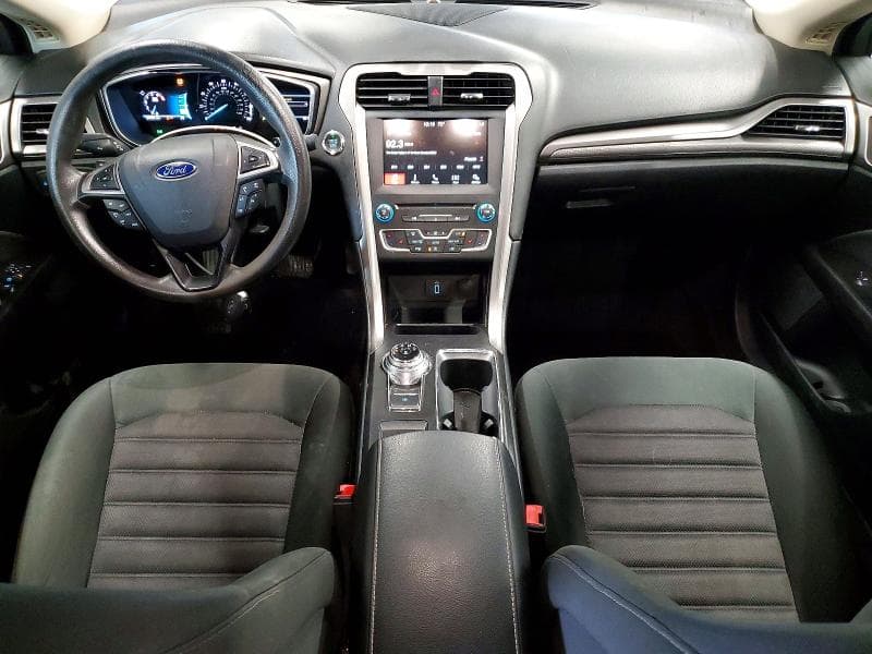 2017 FORD FUSION SE 8