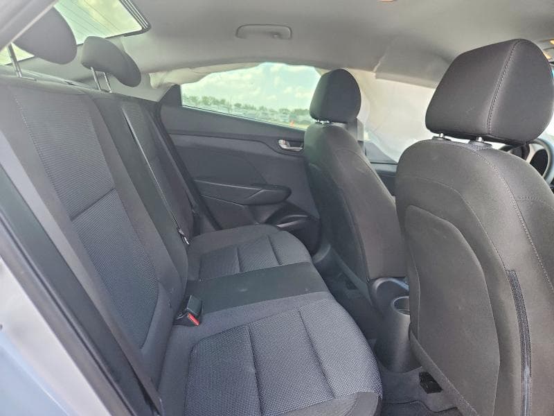 2022 HYUNDAI ACCENT SE 10