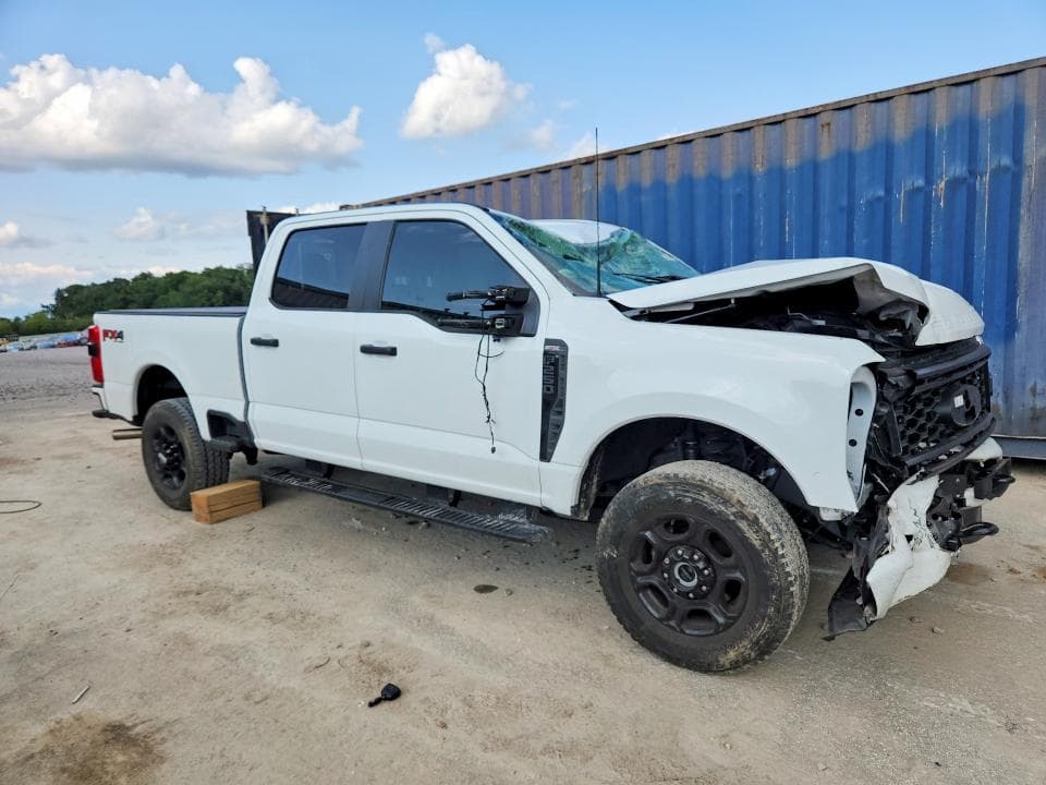 2024 FORD F250 SUPER DUTY 4