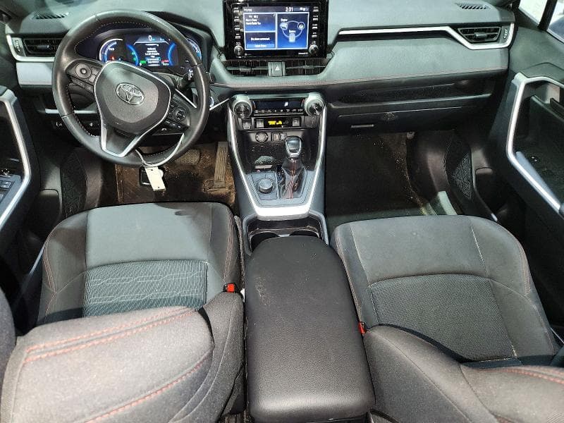 2021 TOYOTA RAV4 PRIME SE 8