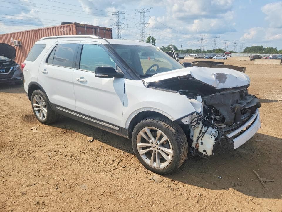 2018 FORD EXPLORER XLT 4