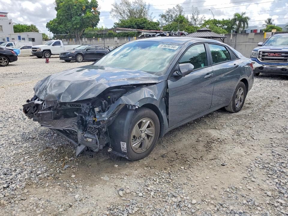2025 HYUNDAI ELANTRA SE - 1