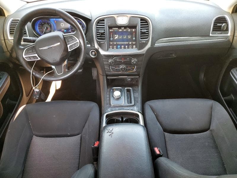 2019 CHRYSLER 300 TOURING 8