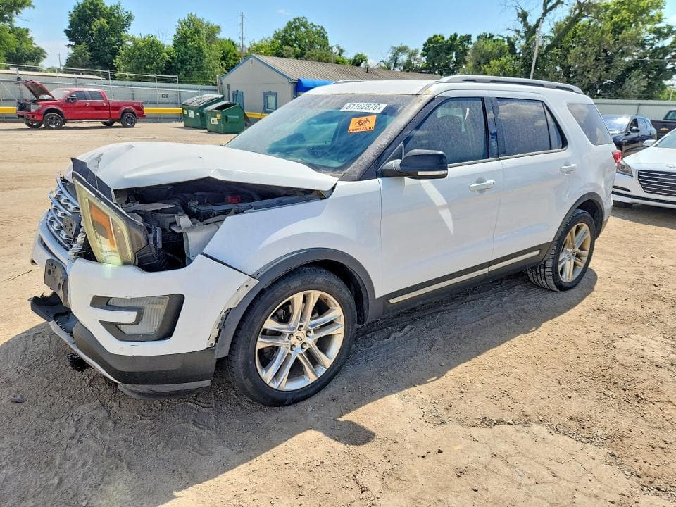 2017 FORD EXPLORER XLT - 1