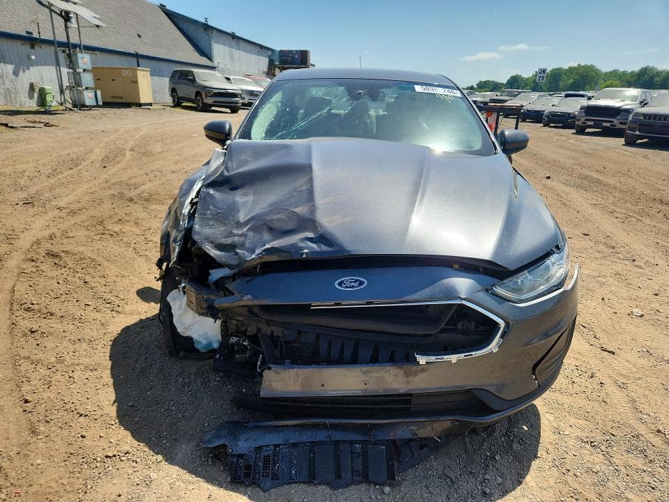 2019 FORD FUSION S 5