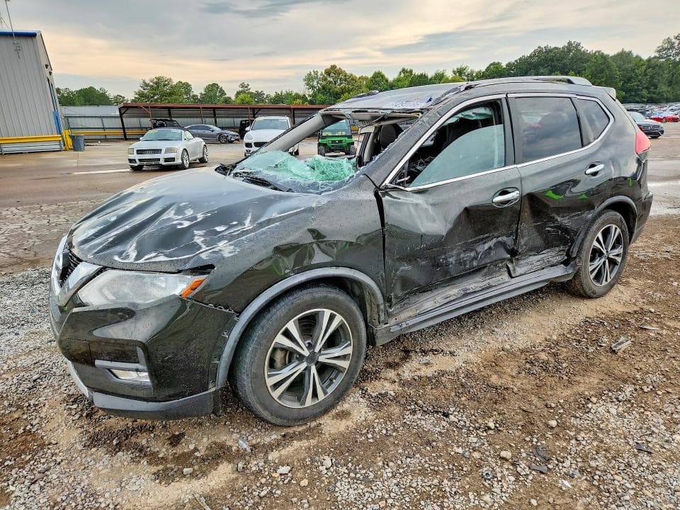 2017 NISSAN ROGUE SL - 1