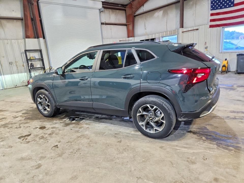 2025 CHEVROLET TRAX 1LT 2