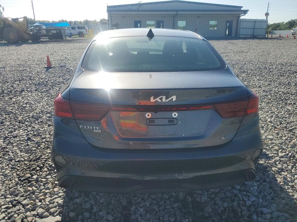 2023 KIA FORTE LX 6
