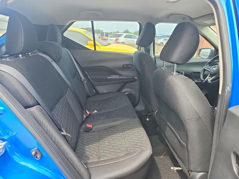 2021 NISSAN KICKS S 10