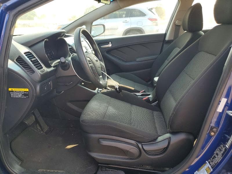 2017 KIA FORTE LX 7