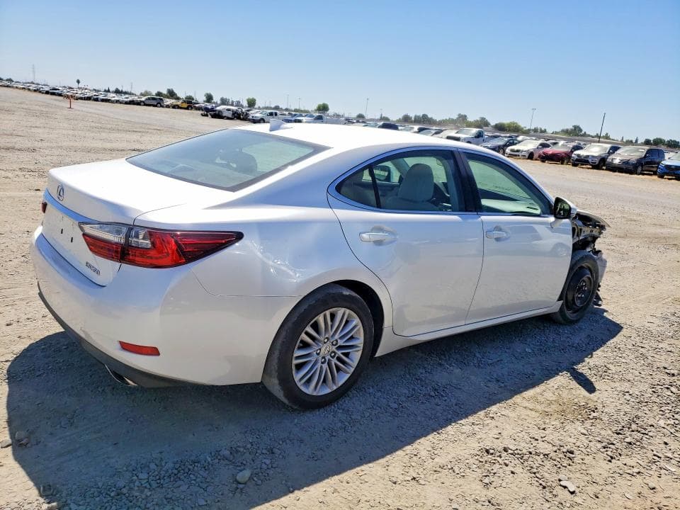 2017 LEXUS ES 350 3